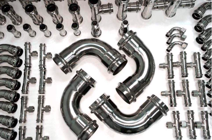 不銹鋼卡壓式管件優點及連接方式